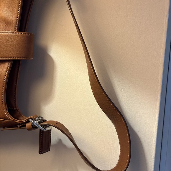 Vintage Coach Soho Flap Shoulder Bag | 7789 | 2005 | Hangtag | GUC - Picture 11 of 16